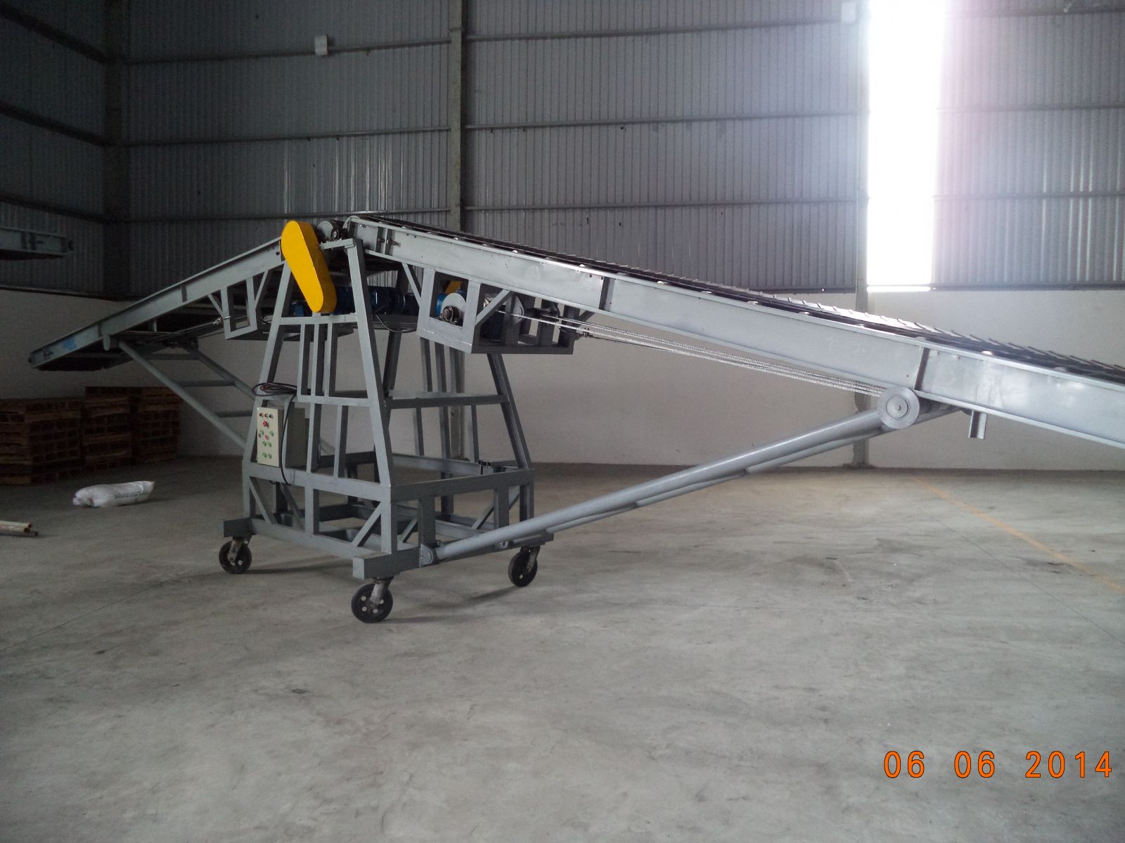 Băng tải cánh bướm 02